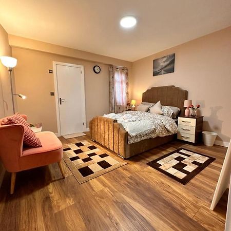 Canary Wharf Single Double And En-Suite Rooms Londýn Exteriér fotografie