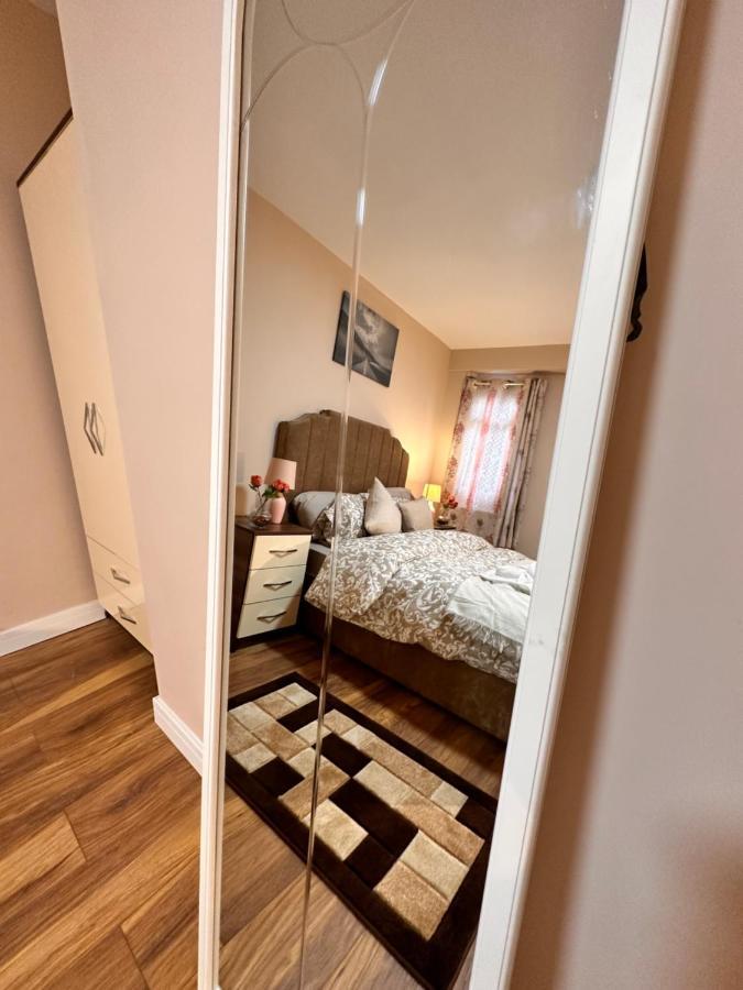 Canary Wharf Single Double And En-Suite Rooms Londýn Exteriér fotografie