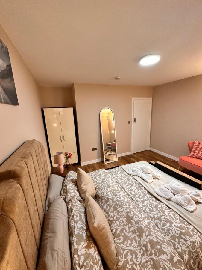 Canary Wharf Single Double And En-Suite Rooms Londýn Exteriér fotografie