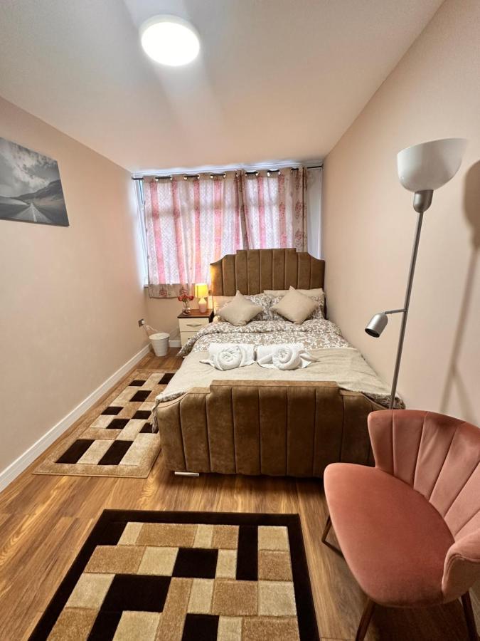 Canary Wharf Single Double And En-Suite Rooms Londýn Exteriér fotografie