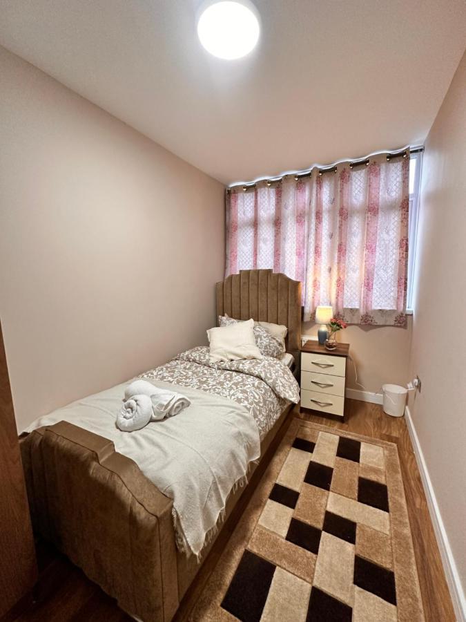 Canary Wharf Single Double And En-Suite Rooms Londýn Exteriér fotografie