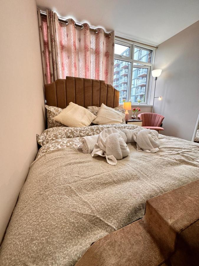 Canary Wharf Single Double And En-Suite Rooms Londýn Exteriér fotografie
