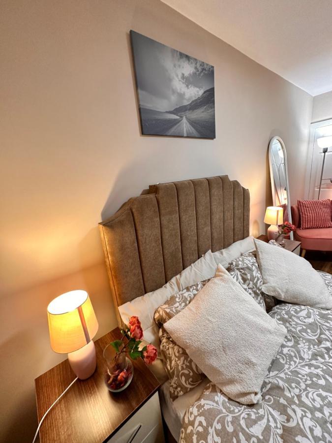 Canary Wharf Single Double And En-Suite Rooms Londýn Exteriér fotografie